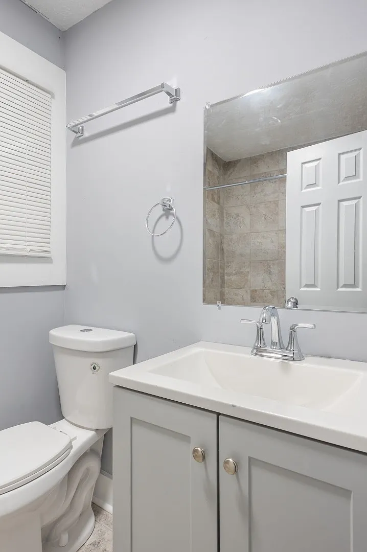 423 Mellon St - Apt. 6 — Photo 3