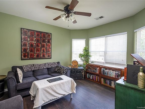3rd image of 7228 Tanners Creek Dr