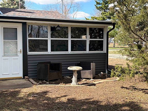 5th image of 8415 Ravere St