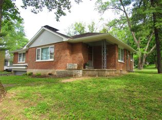 144 S 88th St, Centreville, IL 62207