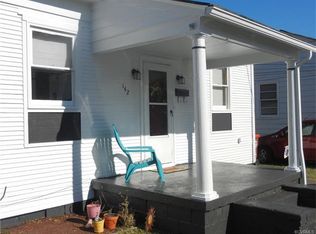 142 Charlotte Ave, Colonial Heights, VA 23834