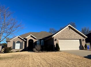 2002 Quinlan Ave, Lowell, AR 72745