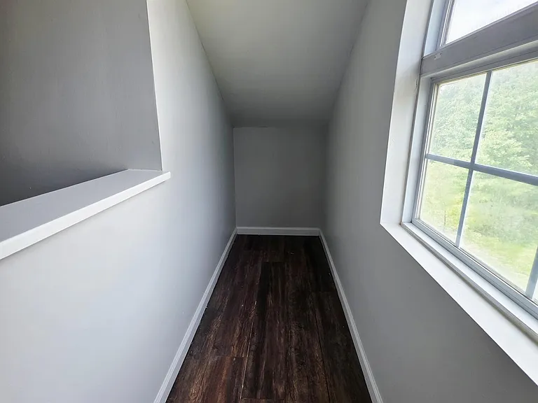 57 Phoenix Ct — Photo 22