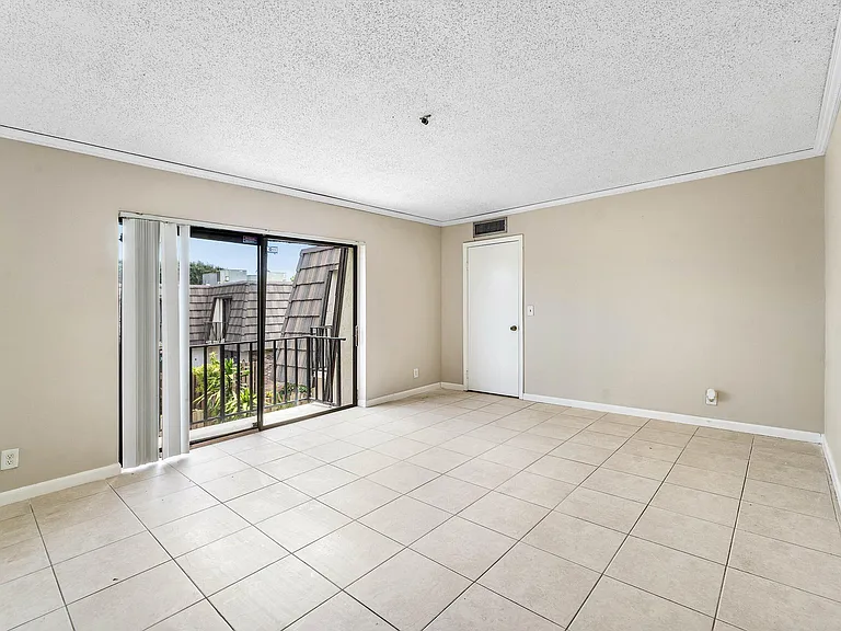 1534 Forest Lakes Cir #D — Photo 21