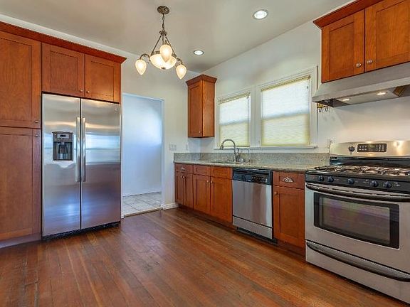 2nd image of 1153 N Hicks Ave