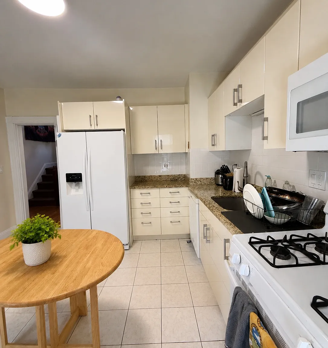 1 bed, $1,200 — Photo 1