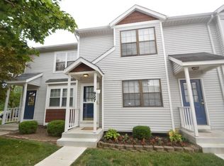 927 Charnwood Ln, Columbus, OH 43085