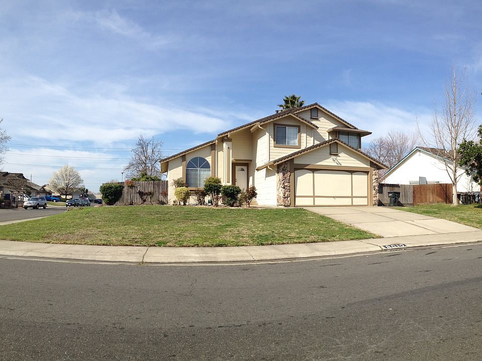 1st image of 8012 Deer Water Dr