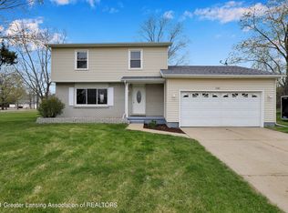 2503 Gilbert Rd, Lansing, MI 48911