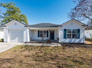 819 Kristen Ln, Hahira, GA 31632