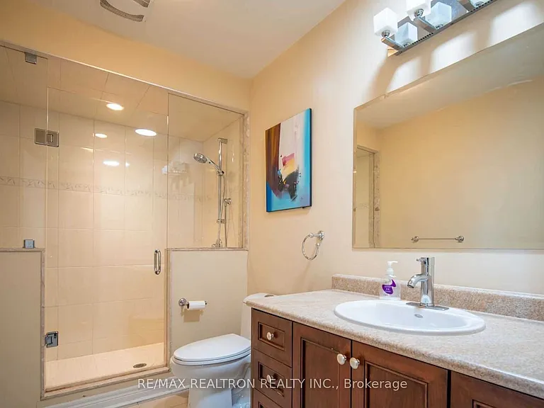 18 Ravine Edge Dr — Photo 27