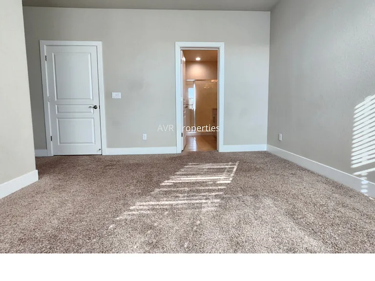 5635 Melodia Cir — Photo 22
