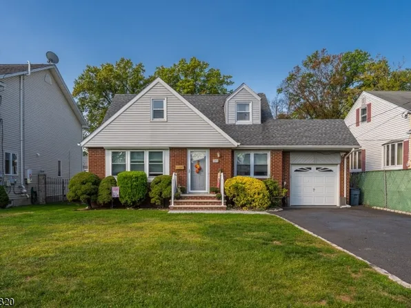 27 S 17th St, Kenilworth Boro, NJ 07033