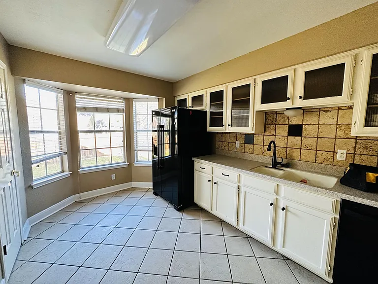 1874 Oak Gln — Photo 8