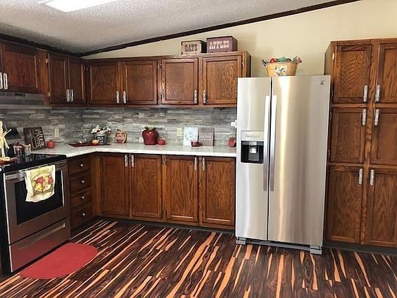 2nd image of 14021 Holiday Dr