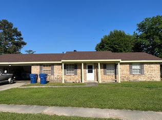 1920 Brookhaven St, Deridder, LA 70634