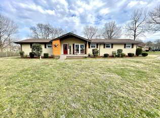 182 Lakeside Park Dr, Hendersonville, TN 37075