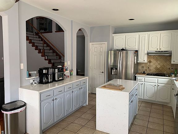 2nd image of 11708 Pheasant Creek Dr