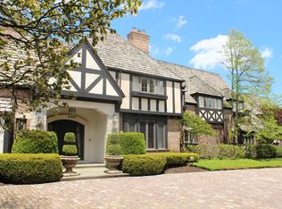 1490 Lake Rd, Lake Forest, IL 60045