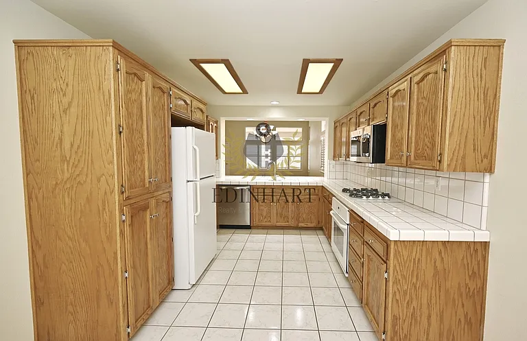 3750 W Vincent Ln — Photo 9