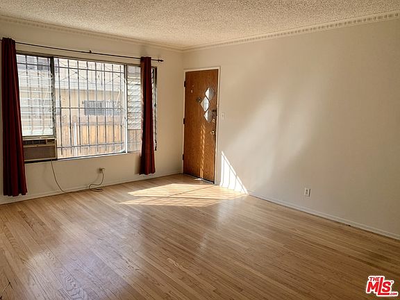 4th image of 1224 N Mansfield Ave APT 2