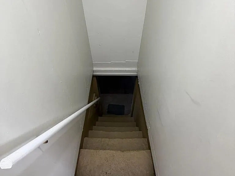 178 W Geneva Dr — Photo 37