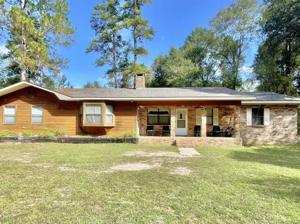 918 Neely Avera Rd, Neely, MS 39461