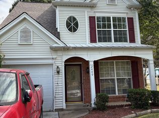 2449 Sawyer Dr, Charlotte, NC 28213
