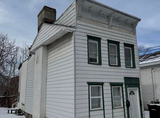 203 9th St, Troy, NY 12180