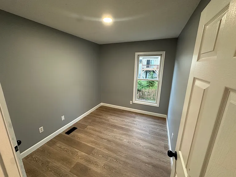 2356 Avalon Woods Dr — Photo 16
