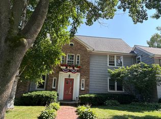 2219 E Marion St, Shorewood, WI 53211