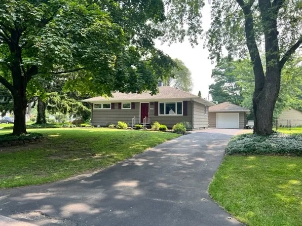 258 Princeton Rd, Webster, NY 14580