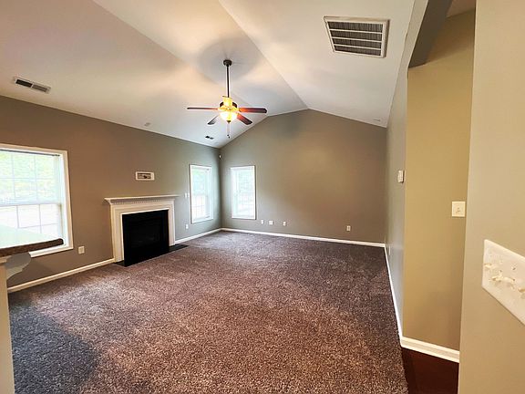 4th image of 367 Triple Crown Dr