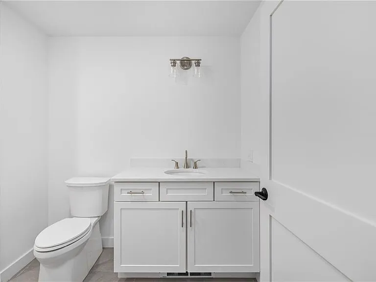 32 Exchange St #203 — Photo 33