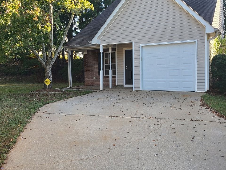 1st image of 516 Jaclyn Cir