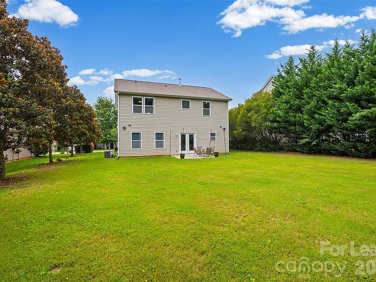 409 Elizabeth Valley Ln — Photo 27