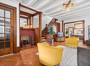 223A Windsor Pl, Brooklyn, NY 11215