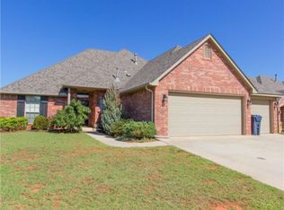 4709 NW 158th St, Edmond, OK 73013