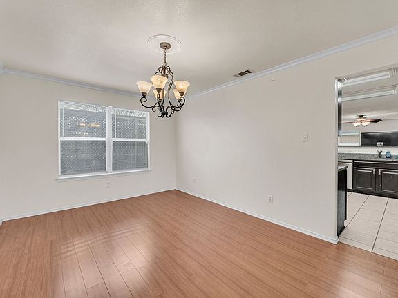 3rd image of 5808 Montrose Dr