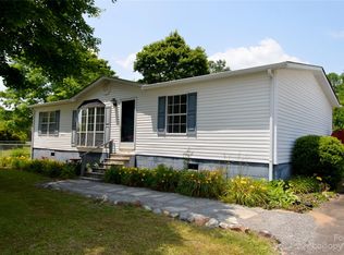 165 Riverview Acres Dr, Marion, NC 28752
