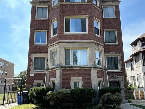 7412 S South Shore Dr #G Photo 1
