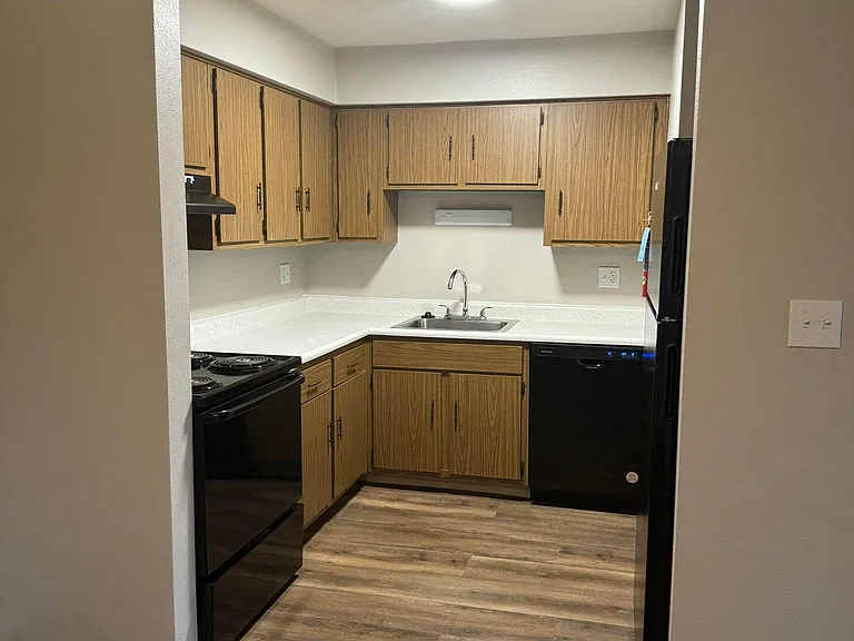 1202 S Heincke Rd — Photo 13