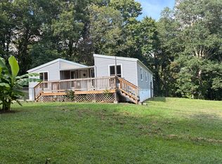 76 Oak Tree Park, Canton, NC 28716