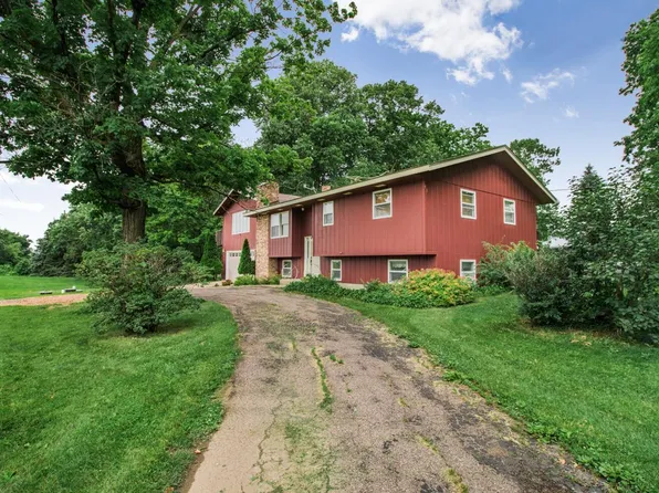 13566 Lexington Rd, Montgomery, MN 56069