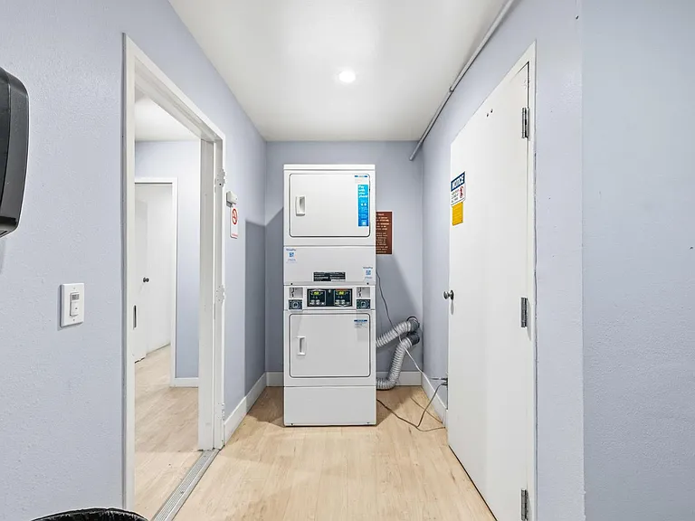 Unit Photo