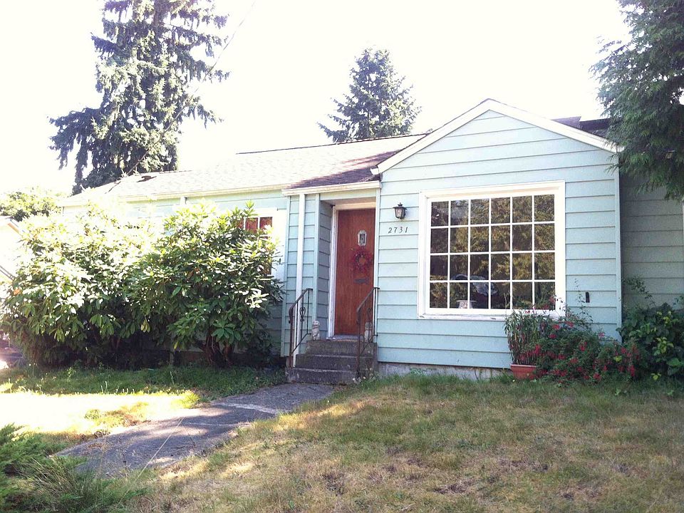 2nd image of 2739 NE 88th St