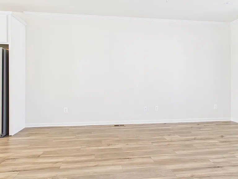 33 Chester Ct — Photo 25