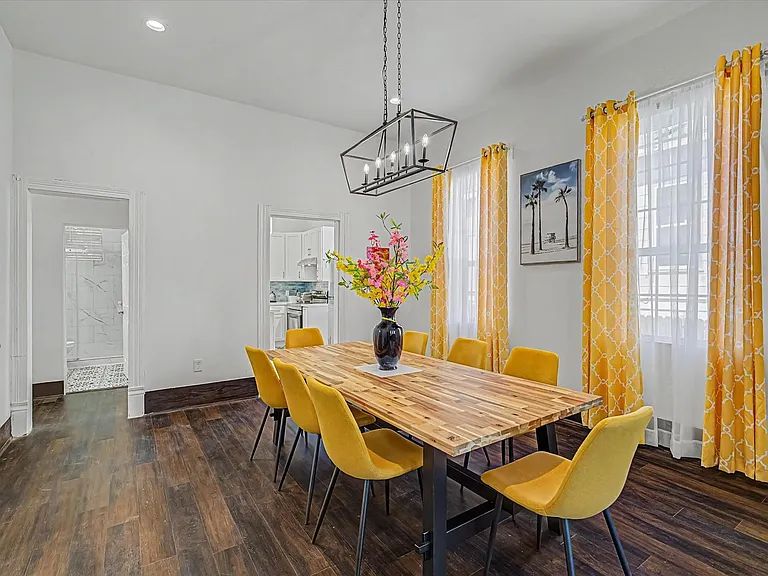 3519 Broadway St — Photo 5