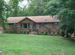 541 Lockwood Dr, Nashville, TN 37214