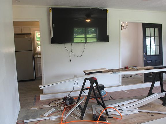 3rd image of 337 Gray Rd